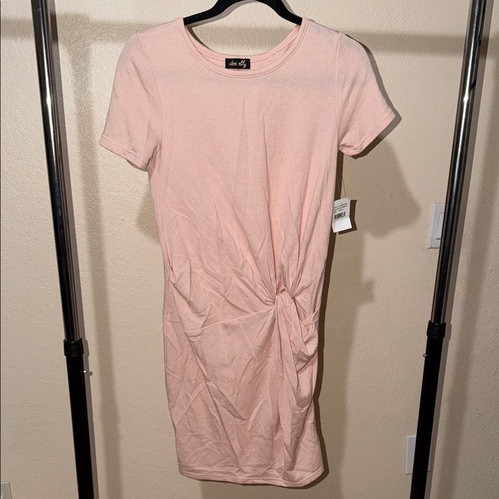 Dee Elly Soft Pink Knit Top